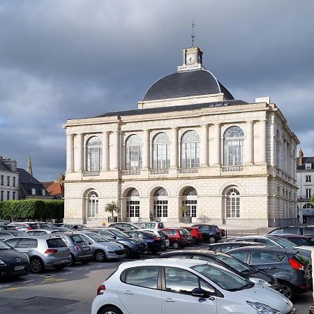 Bel Appart - Rez-De-Chaussee - Hyper Centre Sint-Omaars Buitenkant foto